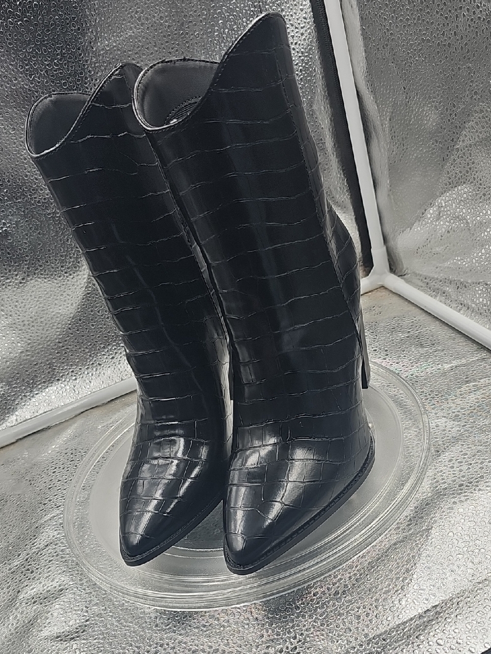 S Black Tight Fitting Qupid Heeled Boots Size 4 - Picture 5 of 7